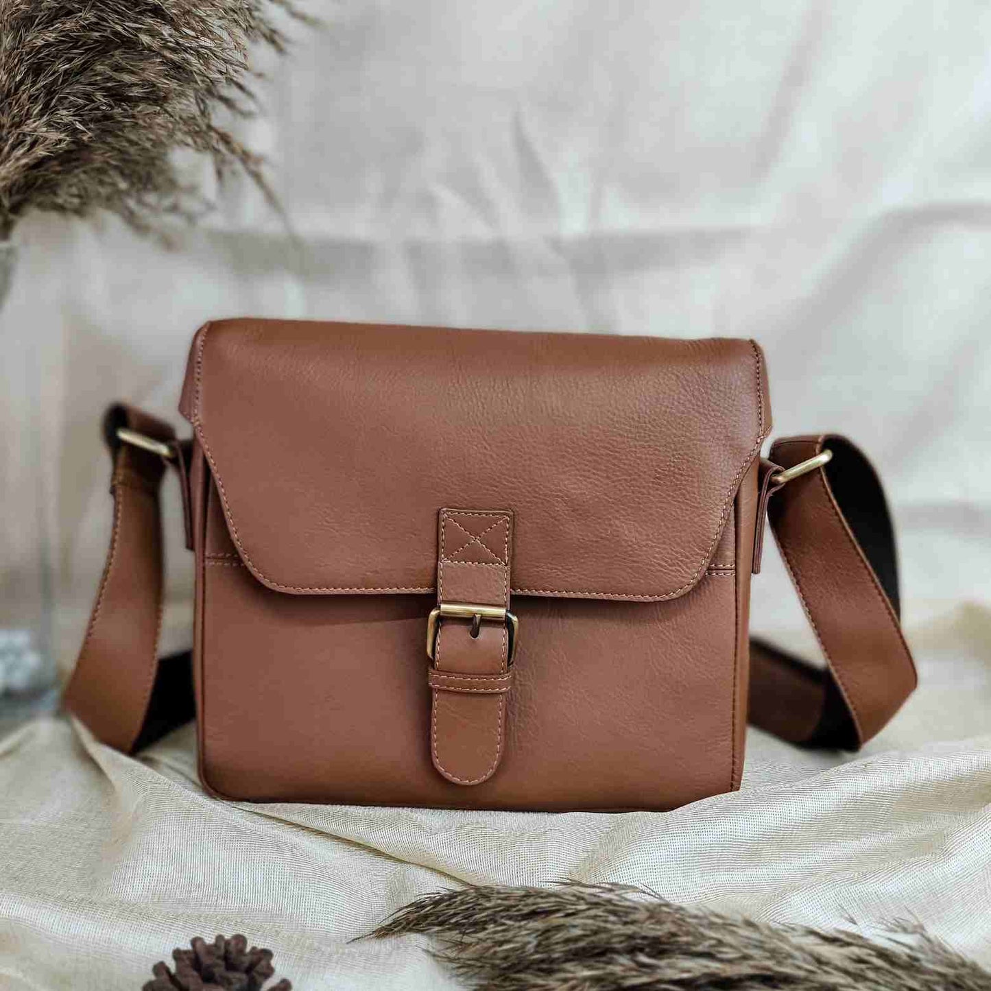 Zen Ipad Messenger - Iris Atelier India