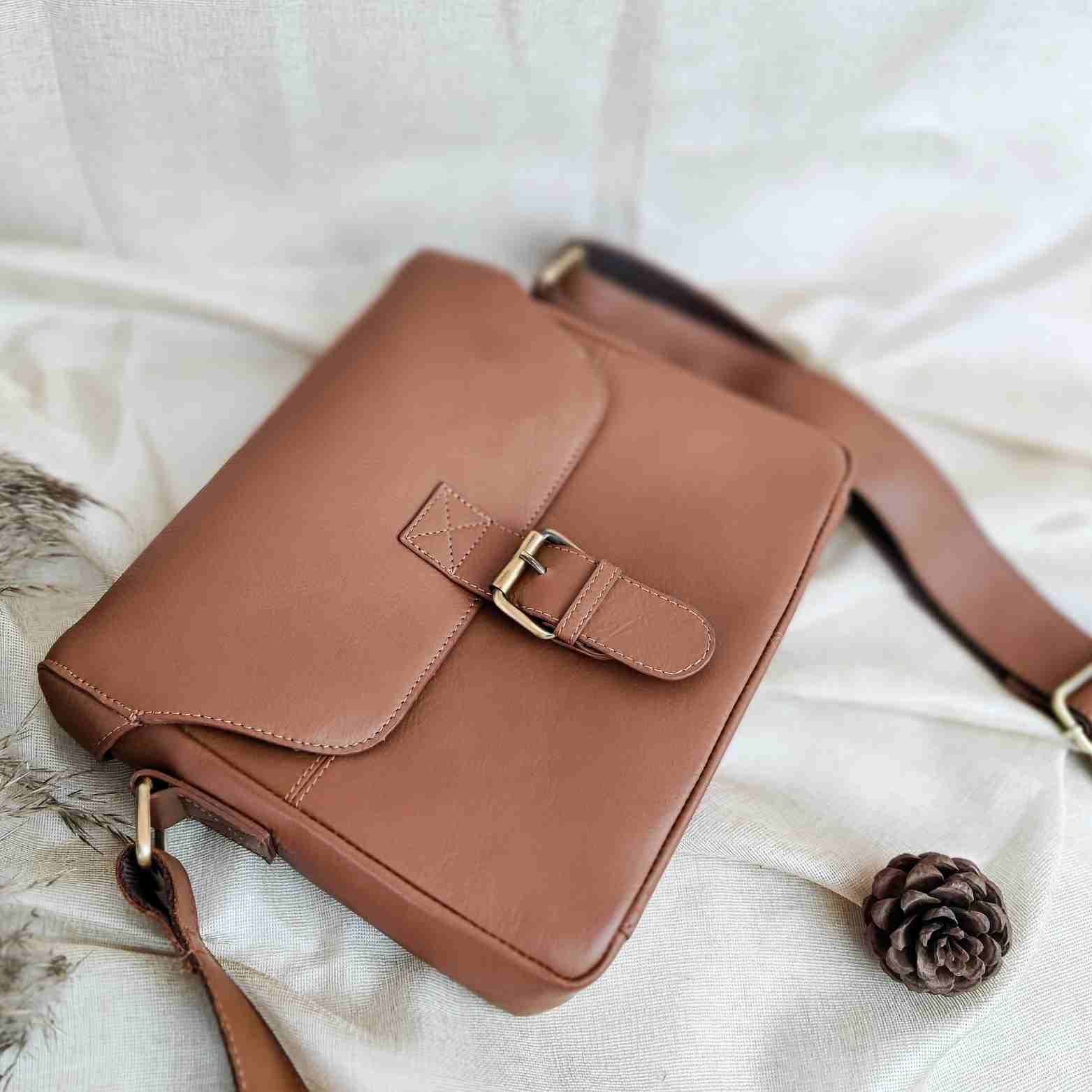 Zen Ipad Messenger - Iris Atelier India
