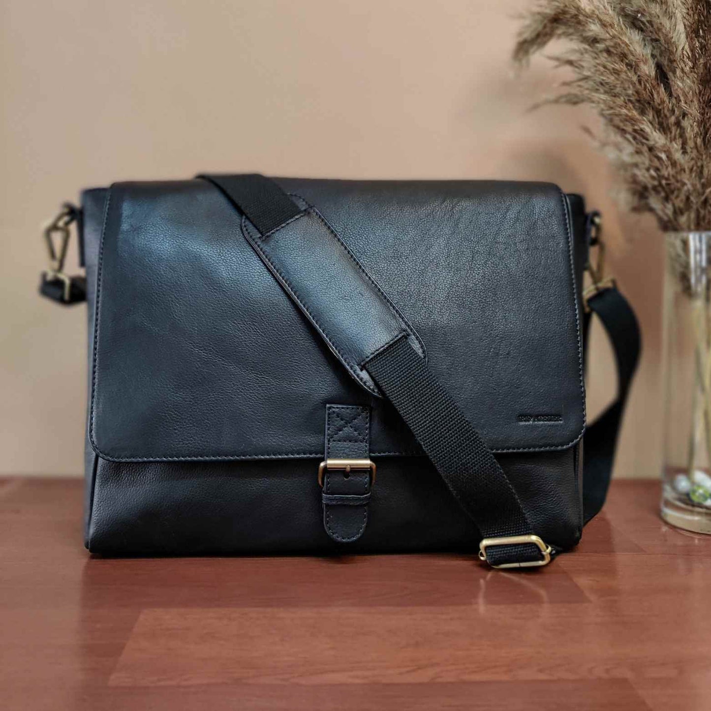 Messenger Laptop Bag - Iris Atelier India